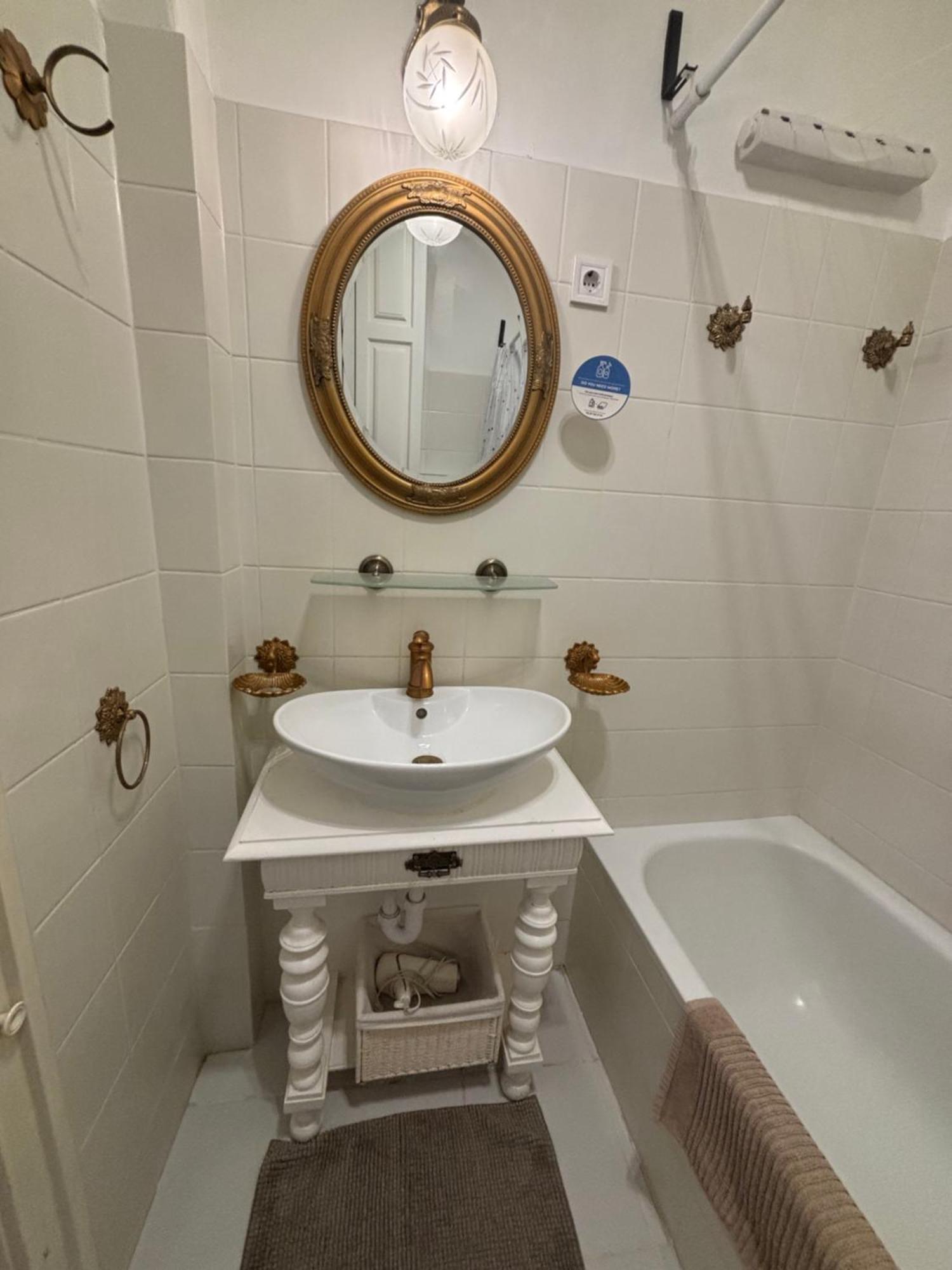 Exclusive Antique Next To The Fashion Street Apartment *